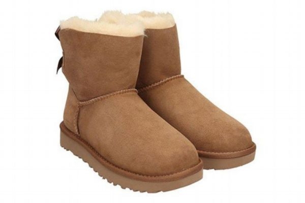 雪地靴里面臭如何清洗 雪地靴可以清洗內(nèi)部嗎 雪地靴里面臭如何清洗 雪地靴可以清洗內(nèi)部嗎