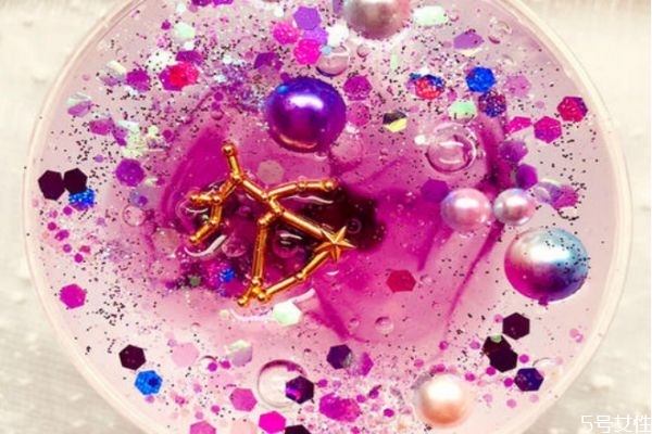 如何用沐浴露做起泡膠 沒有膠水怎么做起泡膠 如何用沐浴露做起泡膠 沒有膠水怎么做起泡膠