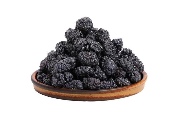 桑葚干的功效與作用 吃桑葚干有什么好處 桑葚干的功效與作用 吃桑葚干有什么好處