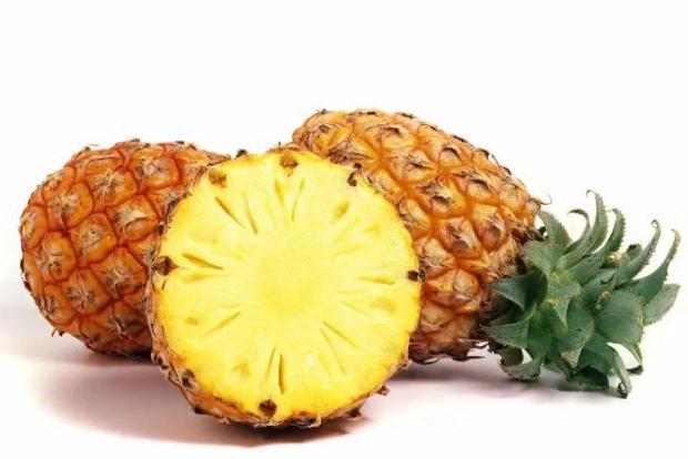 菠蘿可以用熱水泡嗎 菠蘿正確吃法 菠蘿可以用熱水泡嗎 菠蘿正確吃法