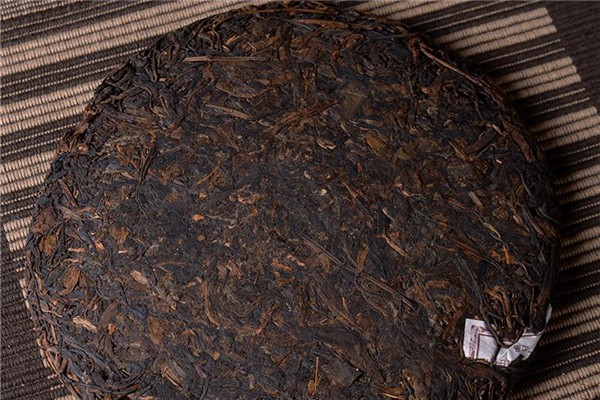 茶餅是普洱茶嗎 普洱散茶與茶餅的區(qū)別在哪里 茶餅是普洱茶嗎 普洱散茶與茶餅的區(qū)別在哪里