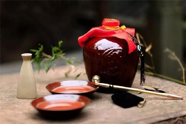 雄黃酒可以驅(qū)蟲嗎 雄黃酒怎么使用 雄黃酒可以驅(qū)蟲嗎 雄黃酒怎么使用