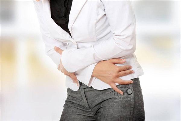 胃疼和肚子疼一樣嗎 胃疼和肚子疼的區(qū)別 胃疼和肚子疼一樣嗎 胃疼和肚子疼的區(qū)別