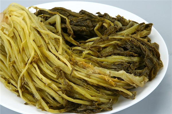 雪里紅腌咸了怎么辦 雪里紅腌咸了怎么吃 雪里紅腌咸了怎么辦 雪里紅腌咸了怎么吃