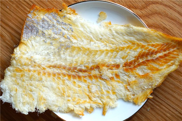 烤鱈魚片是真鱈魚做的嗎 烤鱈魚片是怎么做出來(lái)的