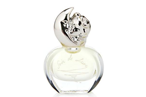 香水要靜置幾天才能用 香水可以放冰箱里嗎 香水要靜置幾天才能用 香水可以放冰箱里嗎