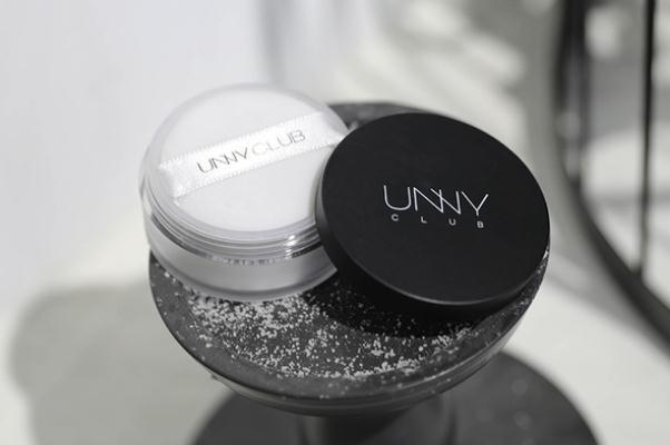 unny定妝噴霧有成膜劑嗎 unny是哪個(gè)國家的牌子