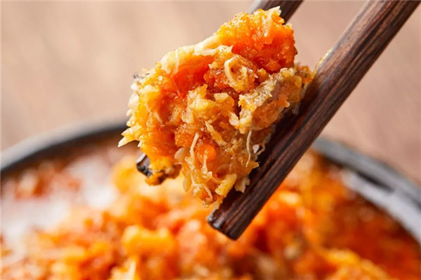 蟹粉是什么做的 蟹粉用公蟹還是母蟹 蟹粉是什么做的 蟹粉用公蟹還是母蟹