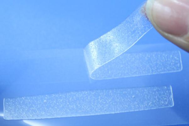 美白牙貼會(huì)損傷牙釉質(zhì)嗎 美白牙貼有導(dǎo)致疼痛的副作用 美白牙貼會(huì)損傷牙釉質(zhì)嗎 美白牙貼有導(dǎo)致疼痛的副作用