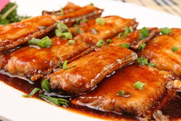 帶魚處理方法 帶魚的營(yíng)養(yǎng)價(jià)值及功效