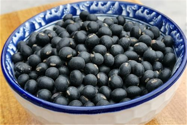 黑豆怎么吃補(bǔ)腎效果好 黑豆的功效和作用 黑豆怎么吃補(bǔ)腎效果好 黑豆的功效和作用