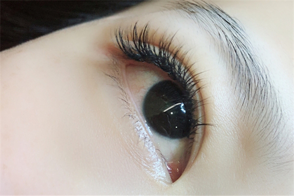 種睫毛后多久可以碰水 種睫毛后碰水了怎么辦 種睫毛后多久可以碰水 種睫毛后碰水了怎么辦