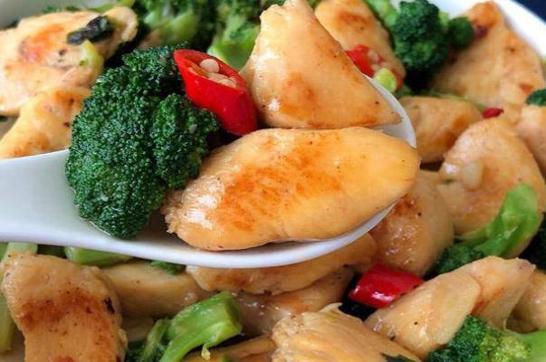 吃雞胸肉真的可以減肥嗎 雞胸肉為什么對減肥有效果 吃雞胸肉真的可以減肥嗎 雞胸肉為什么對減肥有效果