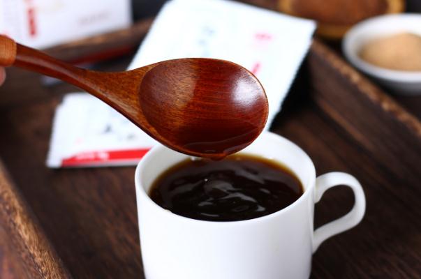 紅糖姜茶對感冒有用么 胃炎可以喝紅糖姜茶嗎 紅糖姜茶對感冒有用么 胃炎可以喝紅糖姜茶嗎