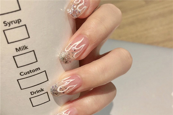 甲片和本甲哪個(gè)傷害大 甲片是什么材質(zhì)的 甲片和本甲哪個(gè)傷害大 甲片是什么材質(zhì)的