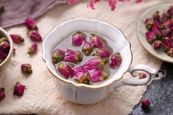 玫瑰茶功效 玫瑰茶搭配什么喝最合適 玫瑰茶功效 玫瑰茶搭配什么喝最合適