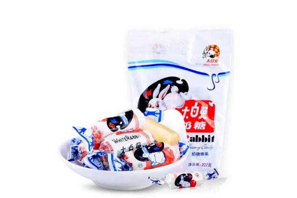 大白兔奶糖會胖嗎 減肥時(shí)能吃大白兔奶糖嗎