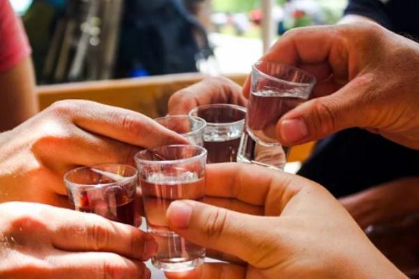 白酒香型有哪幾類 白酒標(biāo)簽不得標(biāo)注特供專供等字樣 白酒香型有哪幾類 白酒標(biāo)簽不得標(biāo)注特供專供等字樣