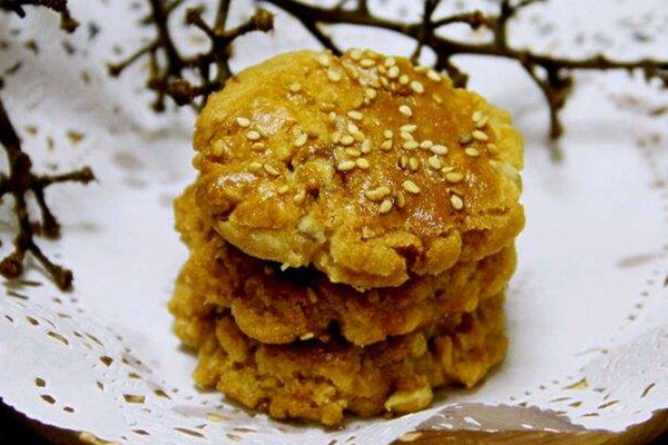 桃酥和曲奇的區(qū)別 桃酥和曲奇哪個(gè)熱量高 桃酥和曲奇的區(qū)別 桃酥和曲奇哪個(gè)熱量高