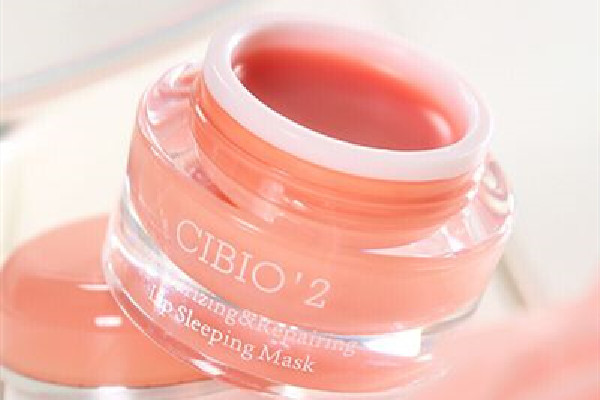 唇膜開封口可以用多久 唇膜開封一年還能用嗎 唇膜開封口可以用多久 唇膜開封一年還能用嗎