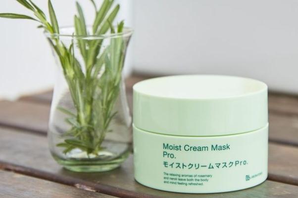 復(fù)活草面膜會(huì)變透明嗎 復(fù)活草面膜有收縮毛孔的功效嗎 復(fù)活草面膜會(huì)變透明嗎 復(fù)活草面膜有收縮毛孔的功效嗎