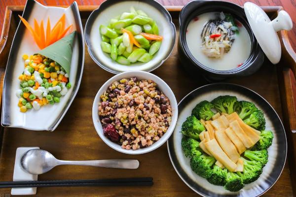 月子餐的飲食原則 月子餐的重要性 月子餐的飲食原則 月子餐的重要性
