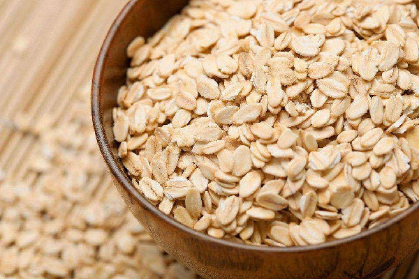 燕麥用不用提前浸泡 燕麥泡一晚上還能吃嗎 燕麥用不用提前浸泡 燕麥泡一晚上還能吃嗎