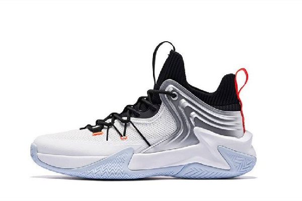 運動鞋鞋帶總是松掉怎么辦 運動鞋鞋帶怎么系 運動鞋鞋帶總是松掉怎么辦 運動鞋鞋帶怎么系