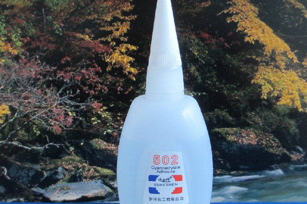 502膠水耐高溫嗎 502膠水可以粘金屬嗎 502膠水耐高溫嗎 502膠水可以粘金屬嗎
