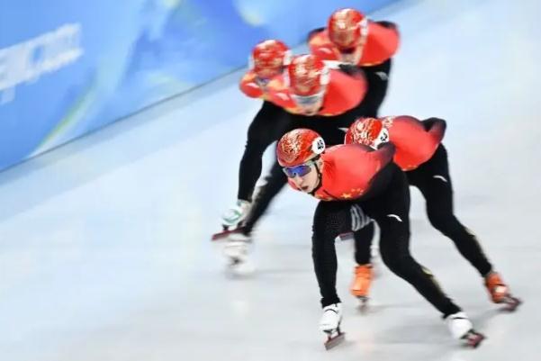 中國短道速滑隊(duì)退出世錦賽 短道速滑是一項(xiàng)什么樣的運(yùn)動