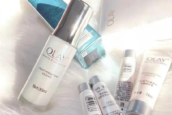 olay小白瓶要避光使用嗎 olay小白瓶怎么打開蓋子 olay小白瓶要避光使用嗎 olay小白瓶怎么打開蓋子