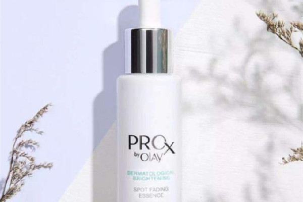 olay小白瓶和sk2小燈泡哪個(gè)好 olay小白瓶屬于精華嗎 olay小白瓶和sk2小燈泡哪個(gè)好 olay小白瓶屬于精華嗎