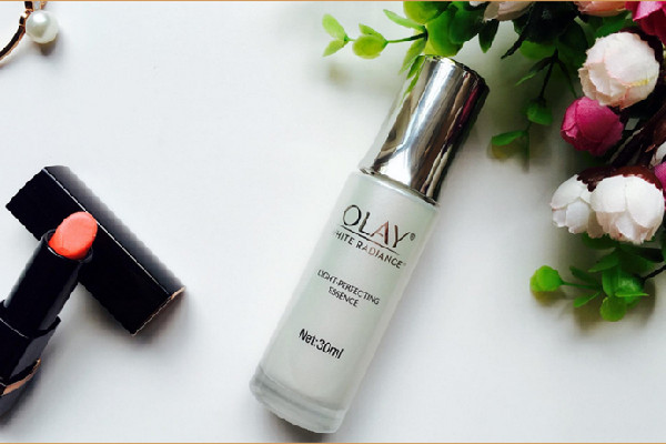 olay小白瓶要避光使用嗎 olay小白瓶怎么打開蓋子 olay小白瓶要避光使用嗎 olay小白瓶怎么打開蓋子