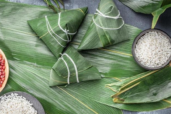 粽葉用光面還是毛面 粽葉怎么包才不會破 粽葉用光面還是毛面 粽葉怎么包才不會破