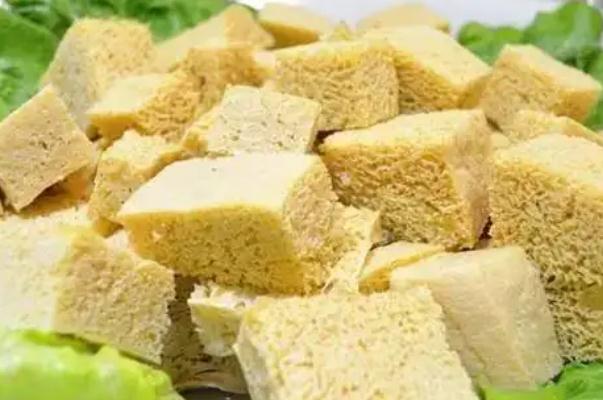 凍豆腐有點苦怎么回事 凍豆腐會胖嗎 凍豆腐有點苦怎么回事 凍豆腐會胖嗎