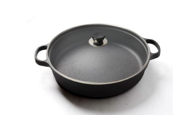 不粘鍋可以放電磁爐嗎 不粘鍋鍋底燒糊的黑垢怎么去除 不粘鍋可以放電磁爐嗎 不粘鍋鍋底燒糊的黑垢怎么去除