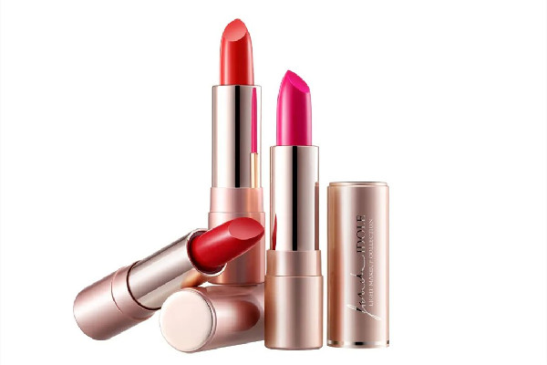 口紅怎么分辨好壞 口紅不掉色對身體有害嗎 口紅怎么分辨好壞 口紅不掉色對身體有害嗎