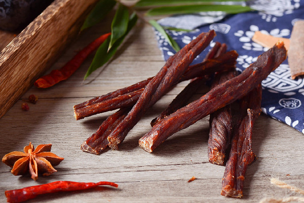 牛肉干咬不動(dòng)什么原因 牛肉干可以補(bǔ)充蛋白質(zhì)嗎 牛肉干咬不動(dòng)什么原因 牛肉干可以補(bǔ)充蛋白質(zhì)嗎