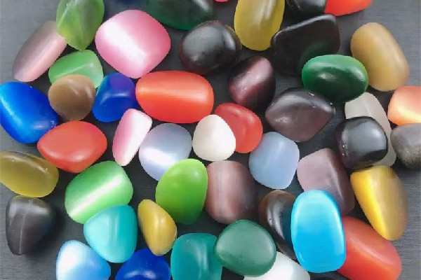 貓眼石不同顏色的寓意 貓眼石適合什么生肖帶 貓眼石不同顏色的寓意 貓眼石適合什么生肖帶