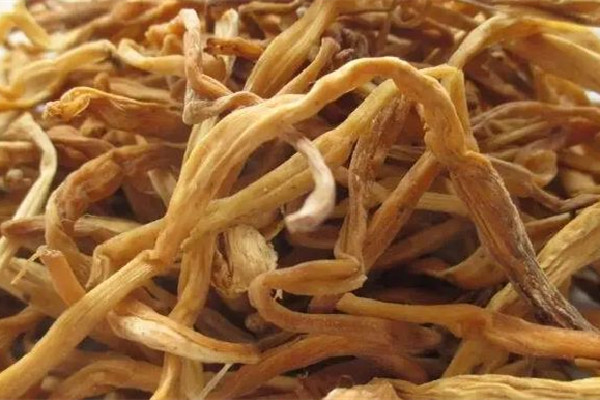 干黃花菜多少錢一斤2022 干黃花菜生的好還是熟的好 干黃花菜多少錢一斤2022 干黃花菜生的好還是熟的好