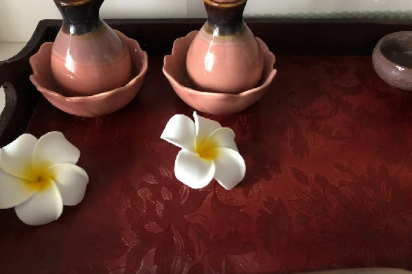 江漢路步行街藍蒂女子健康養(yǎng)生會所按摩怎么樣 江漢路步行街藍蒂女子健康養(yǎng)生會所精油開背怎么樣