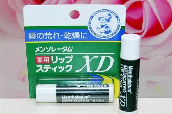 曼秀雷敦唇膏一天涂幾次 曼秀雷敦唇膏涂多了會(huì)怎樣 曼秀雷敦唇膏一天涂幾次 曼秀雷敦唇膏涂多了會(huì)怎樣