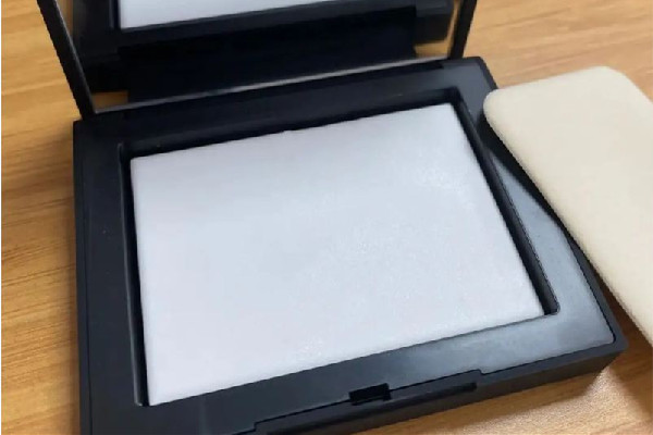 nars大白餅有幾個色號 nars大白餅有細閃嗎 nars大白餅有幾個色號 nars大白餅有細閃嗎