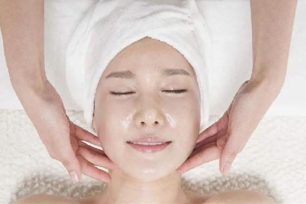 水果湖清顏堂專(zhuān)業(yè)祛痘面部清潔感覺(jué)好不好 面部清潔最有效的方法 水果湖清顏堂專(zhuān)業(yè)祛痘面部清潔感覺(jué)好不好 面部清潔最有效的方法