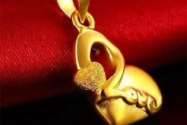 黃金項(xiàng)鏈多少錢一條 黃金項(xiàng)鏈按件買是虧了嗎 黃金項(xiàng)鏈多少錢一條 黃金項(xiàng)鏈按件買是虧了嗎