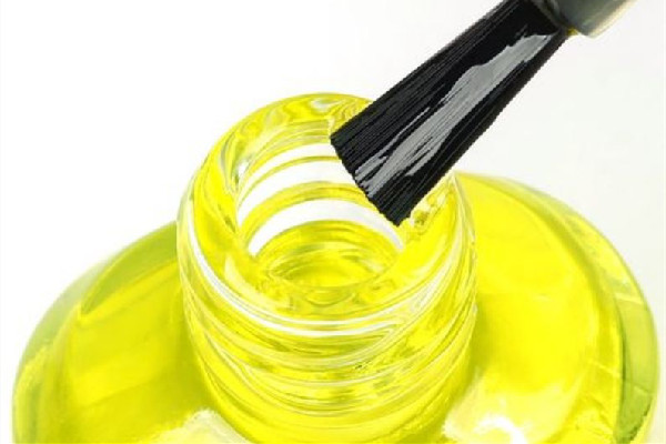 美甲營(yíng)養(yǎng)油是干嘛用的 美甲營(yíng)養(yǎng)油可以促進(jìn)指甲生長(zhǎng)嗎 美甲營(yíng)養(yǎng)油是干嘛用的 美甲營(yíng)養(yǎng)油可以促進(jìn)指甲生長(zhǎng)嗎