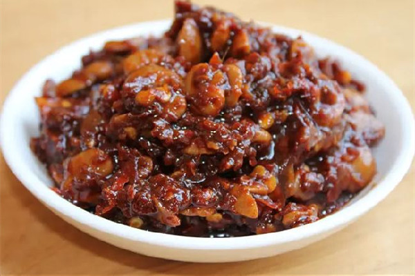 豆瓣醬有亞硝酸鹽嗎 豆瓣醬對(duì)人體健康有傷害嗎 豆瓣醬有亞硝酸鹽嗎 豆瓣醬對(duì)人體健康有傷害嗎