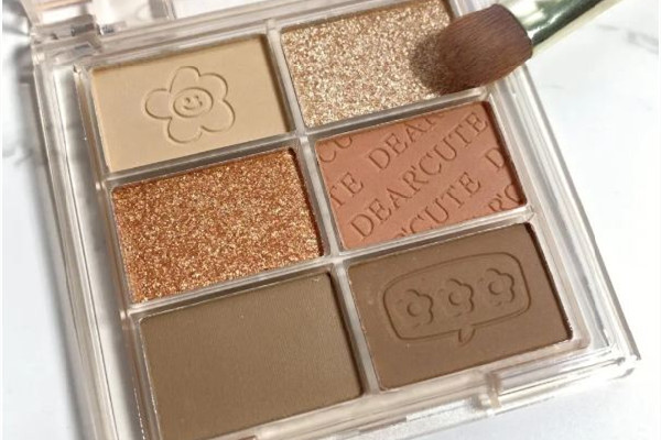 眼影要怎么畫才好看 眼影要有層次嗎 眼影要怎么畫才好看 眼影要有層次嗎