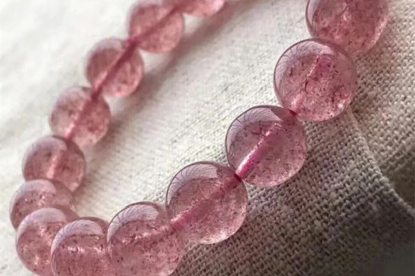 草莓晶是天然水晶嗎 草莓晶怎么辨別真假 草莓晶是天然水晶嗎 草莓晶怎么辨別真假