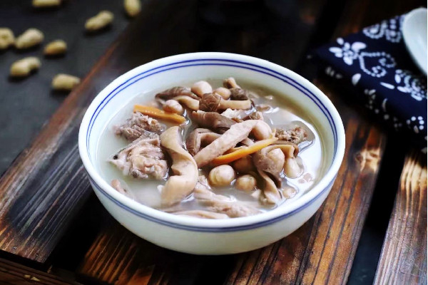 豬肚燉什么好吃又營養(yǎng)又養(yǎng)胃 豬肚燉多長時間為宜 豬肚燉什么好吃又營養(yǎng)又養(yǎng)胃 豬肚燉多長時間為宜